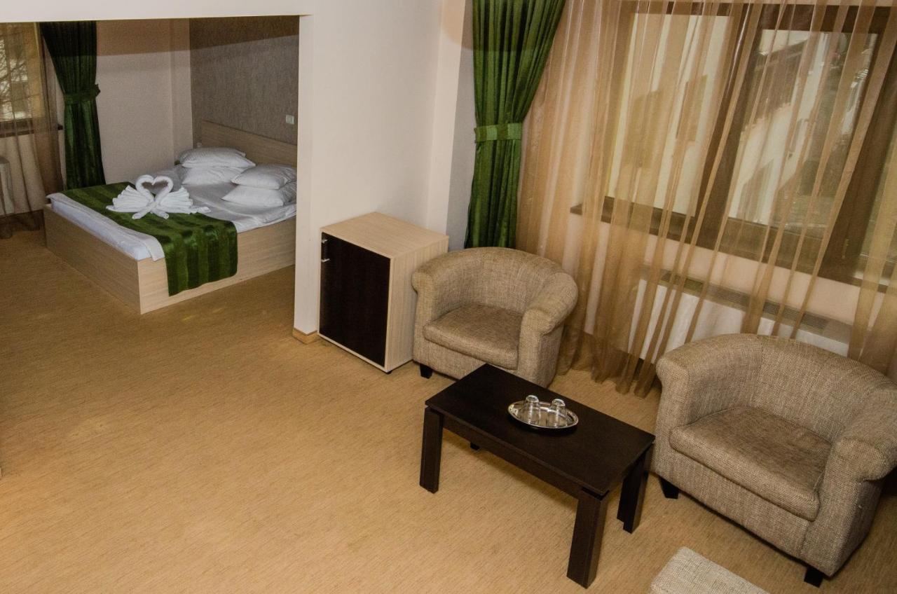 Hotel Davos Deva Exteriér fotografie